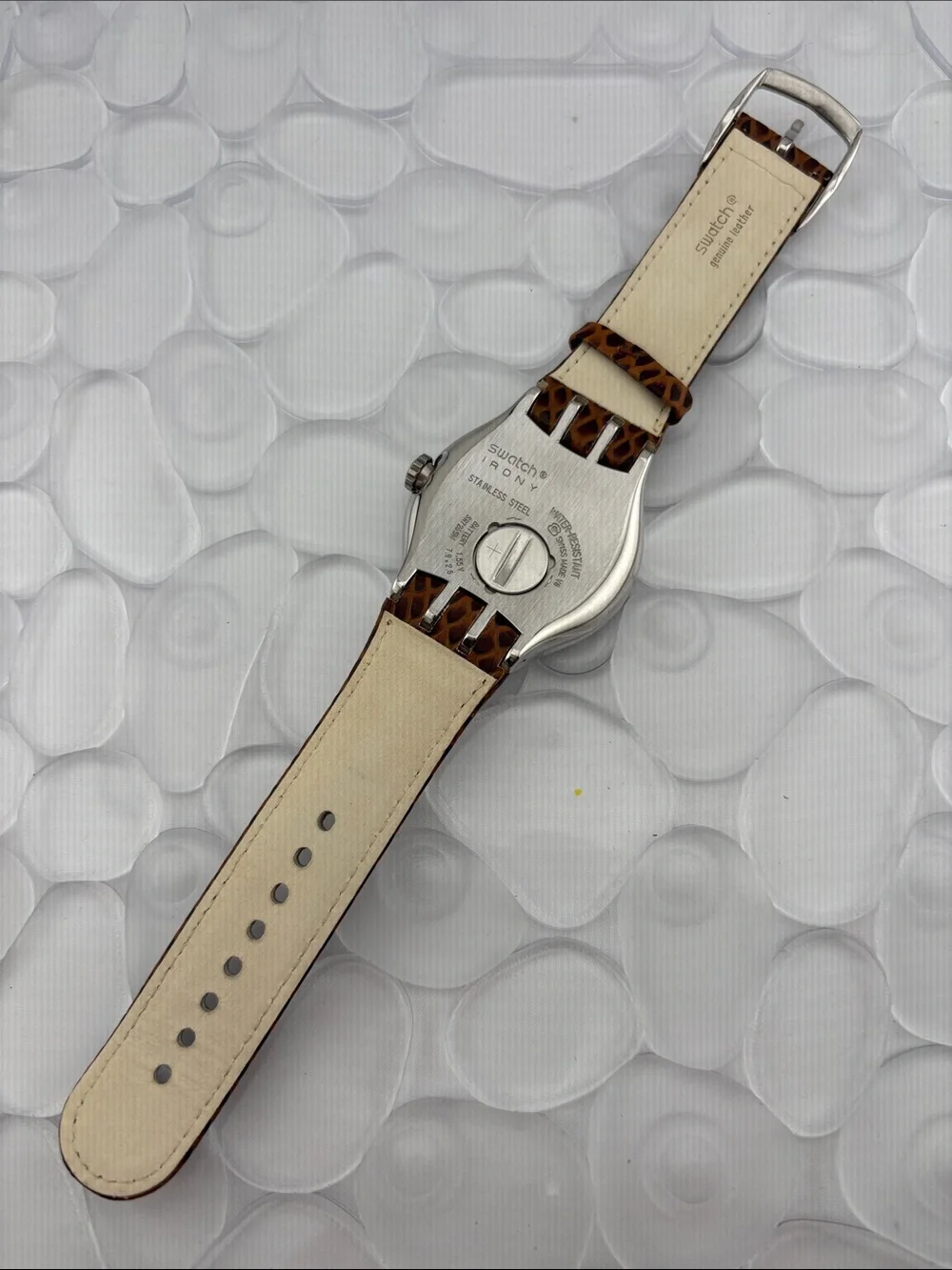 Swatch watch yns421